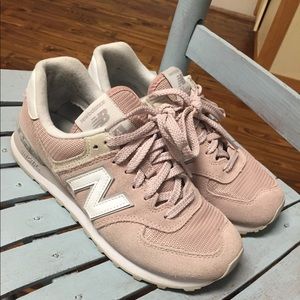 Women’s 574 New Balance Size 7.5
